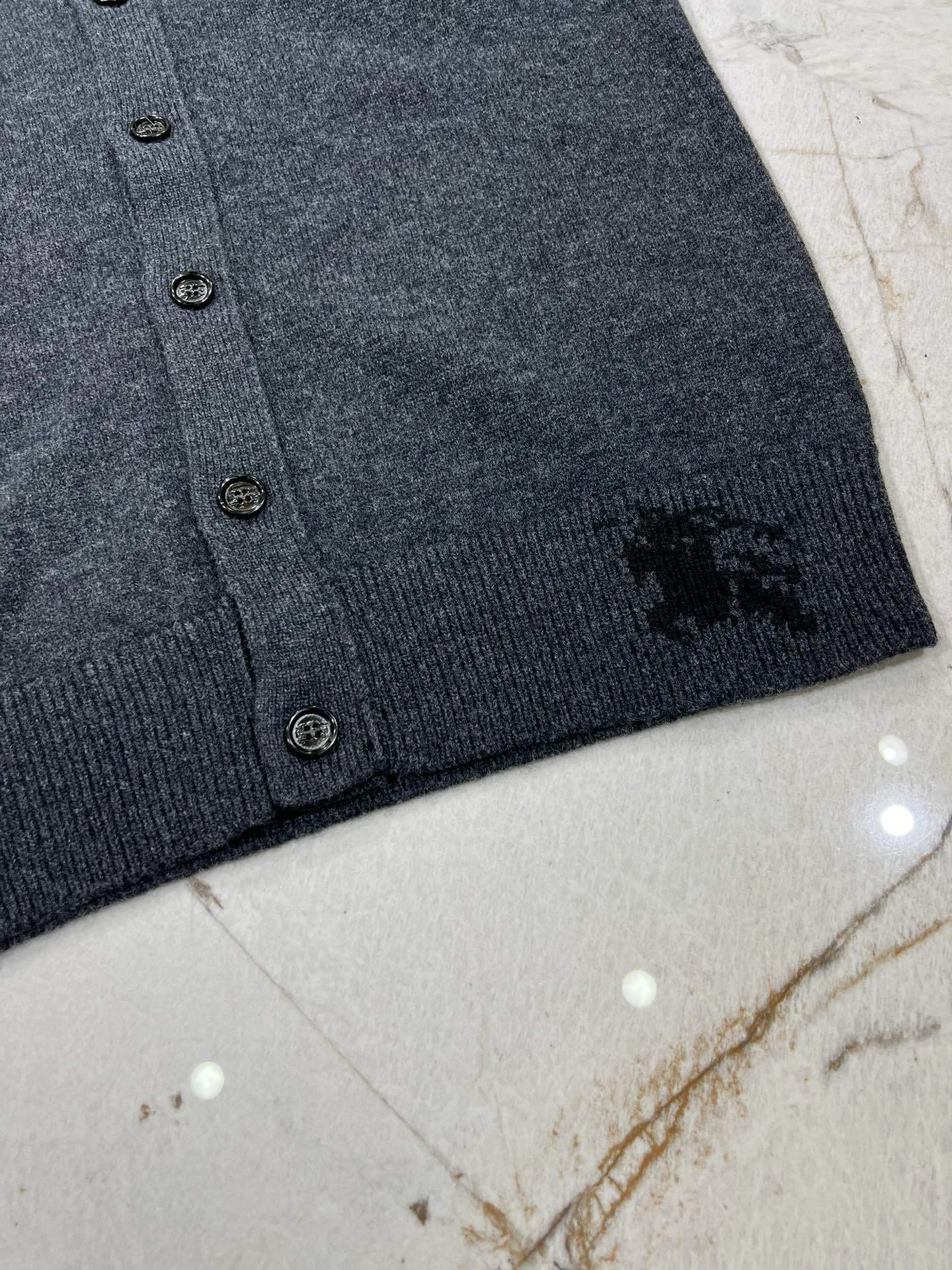 wg.luxury- 2ur25rry cashmere wool item:D-F140J5040